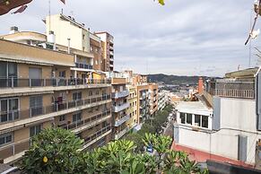 Attic & Terrace BBQ Park Güell BCN Metro