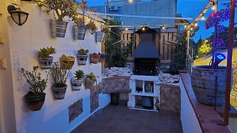 Attic & Terrace BBQ Park Güell BCN Metro