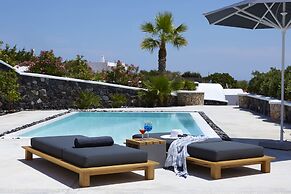 Amor Hideaway Villas by Mr and Mrs White