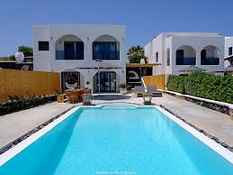 Amor Hideaway Villas by Mr and Mrs White