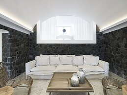 Amor Hideaway Villas by Mr and Mrs White
