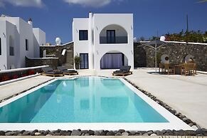 Amor Hideaway Villas by Mr and Mrs White