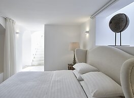 Amor Hideaway Villas by Mr and Mrs White