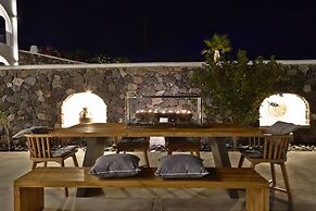 Amor Hideaway Villas by Mr and Mrs White