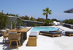 Amor Hideaway Villas by Mr and Mrs White