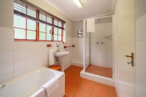 St Ives Lodge
