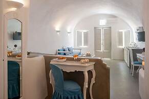Thirea Suites & Studios - Adults Only