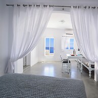 Thirea Suites & Studios - Adults Only
