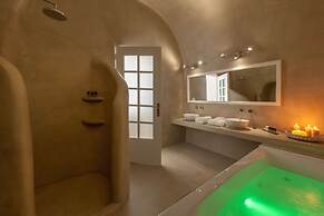 Thirea Suites & Studios - Adults Only