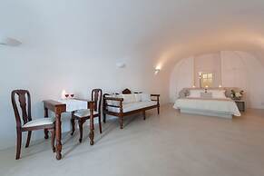 Thirea Suites & Studios - Adults Only