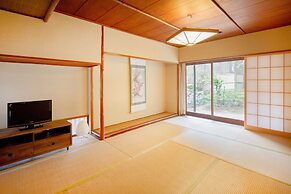 Art Hotel KOKURA New Tagawa
