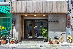 Warehouse Inn