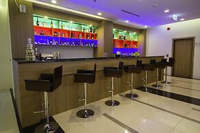 Holly Hotel Myanmar