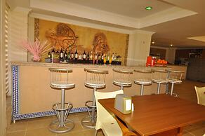Golden Star Otel