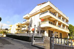 Golden Star Otel