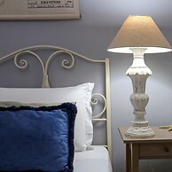 Corte Segreta Apartments
