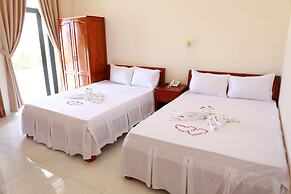 Lien Thong Hotel