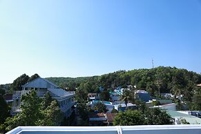 Lien Thong Hotel