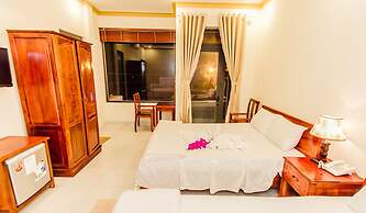 Lien Thong Hotel
