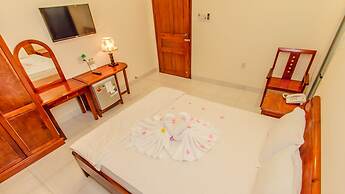 Lien Thong Hotel