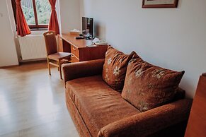 The Rooms by Dalia