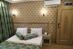 Apple Tree Hotel