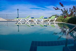 Danae's Luxury Villas