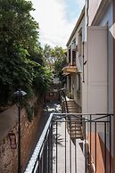 Elia Portou Due