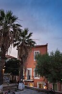 Elia Portou Due