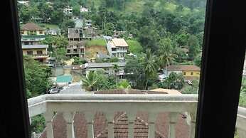 Majestic Tourist Hotel