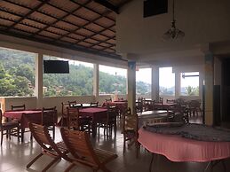 Majestic Tourist Hotel