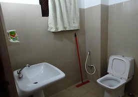 Majestic Tourist Hotel