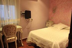 Goya Suites