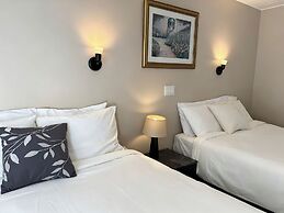 Overlander Motel