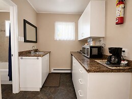 Overlander Motel