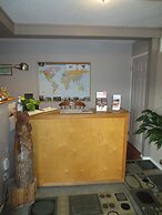 Overlander Motel