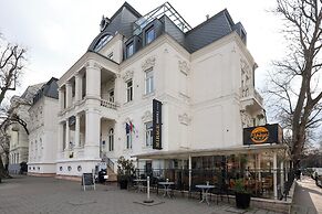 Mirage Medic Hotel