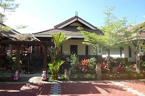 Baan Soontree Resort