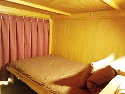 J-Hoppers Osaka Universal - Hostel