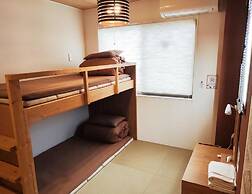J-Hoppers Osaka Universal - Hostel