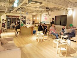 J-Hoppers Osaka Universal - Hostel