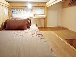 J-Hoppers Osaka Universal - Hostel
