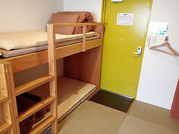 J-Hoppers Osaka Universal - Hostel