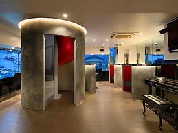Hotel The Grandee Shinsaibashi