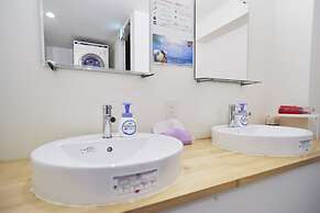 Osaka guest house sakura – Hostel