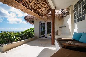 Rock 'n Reef Hotel