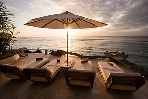 Rock 'n Reef Hotel