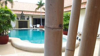 Siam Court