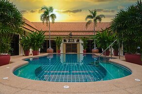 Siam Court