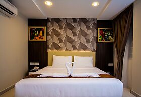 Louis Hotel